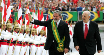 Lula e José de ALencar na posse do ex-presidente, em 2003 (Divulgação)