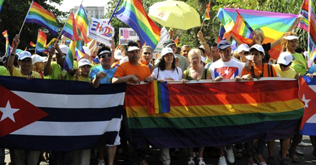 A partida de Fidel e a homofobia em Cuba