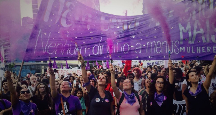 Consciência e lutas feministas: conquistas e desafios no Brasil
