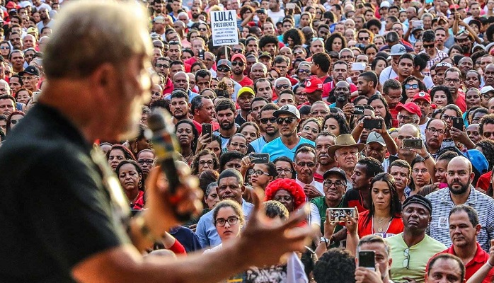 Como seria o julgamento de Lula se estivéssemos em uma democracia?