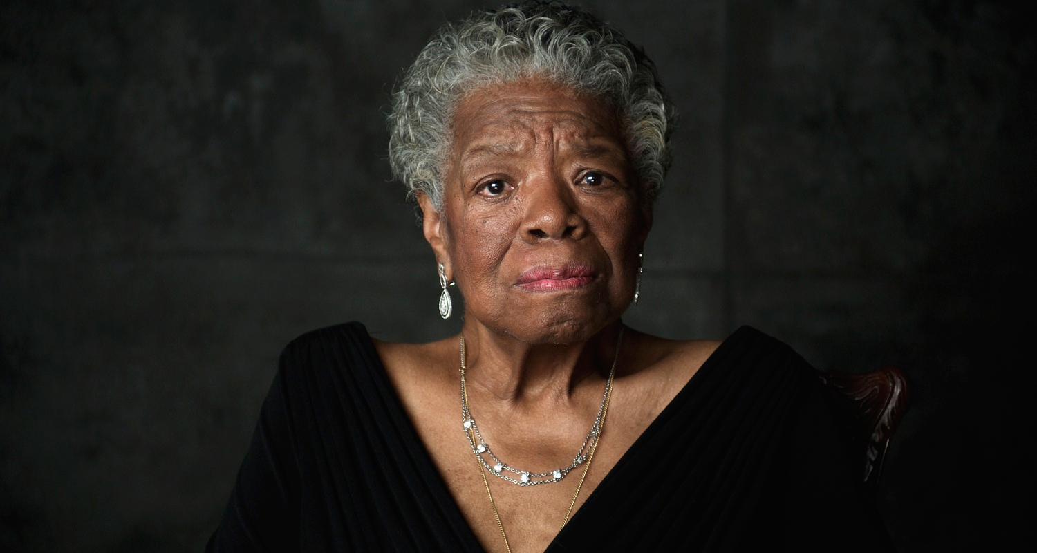 Maya Angelou tem primeira e última autobiografias publicadas no Brasil