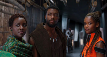 Lupita Nyong'o, Chadwick Boseman e Letitia Wright em cena de Pantera Negra (Disney/Divulgação)