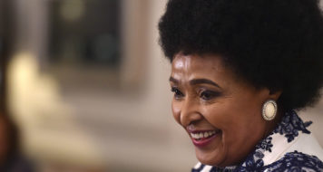 Winnie Madikizela-Mandela em seu aniversário de 80 anos (Foto: GCIS)