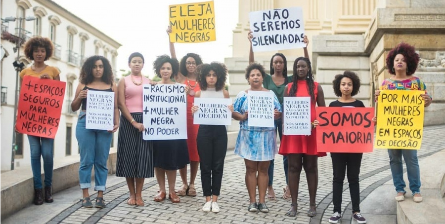 Mulheres negras na política: celebrar não é baixar a guarda